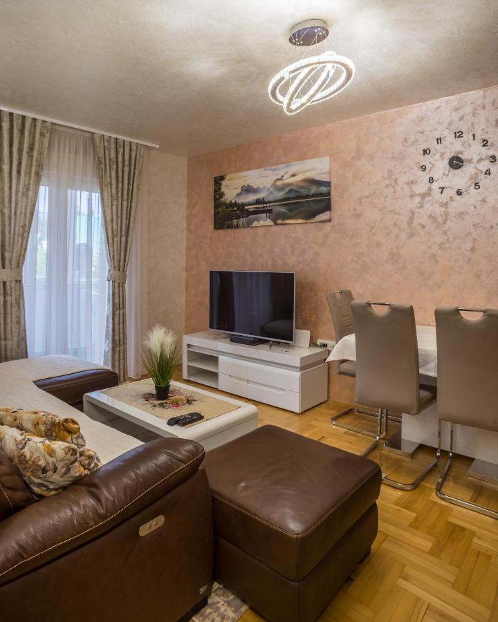 Lux Deluxe Apartment 자블야크 외부 사진