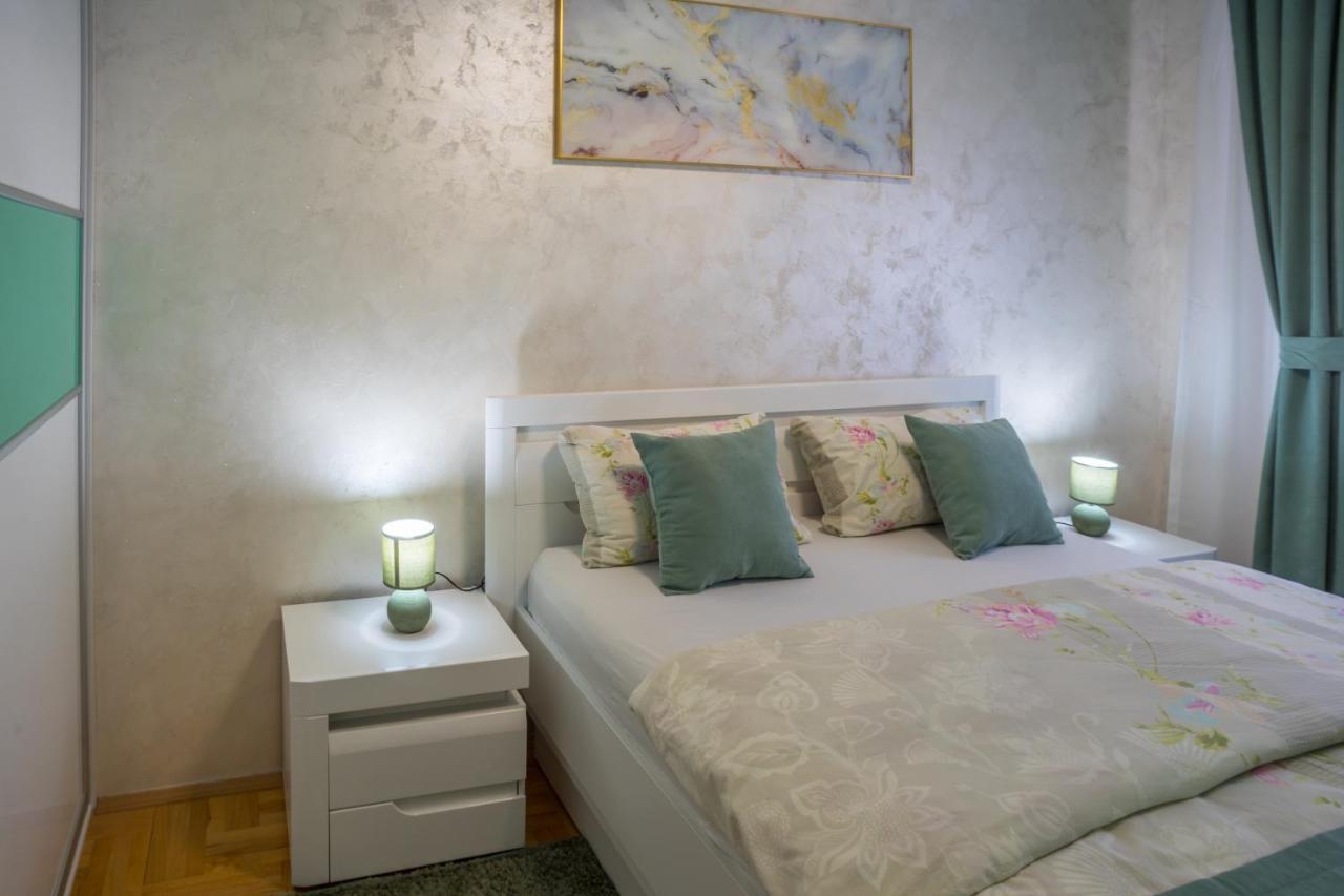 Lux Deluxe Apartment 자블야크 외부 사진
