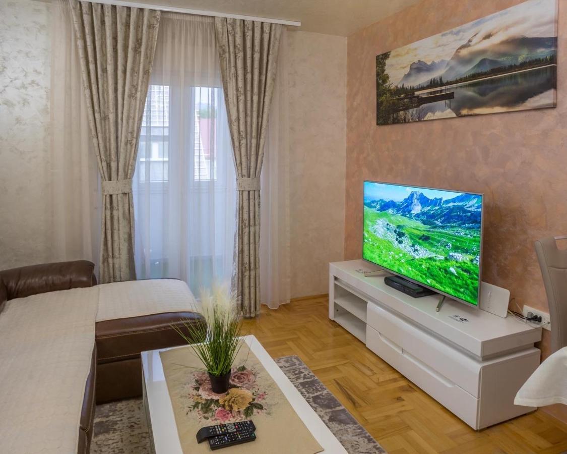 Lux Deluxe Apartment 자블야크 외부 사진