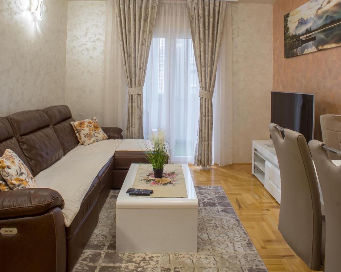 Lux Deluxe Apartment 자블야크 외부 사진